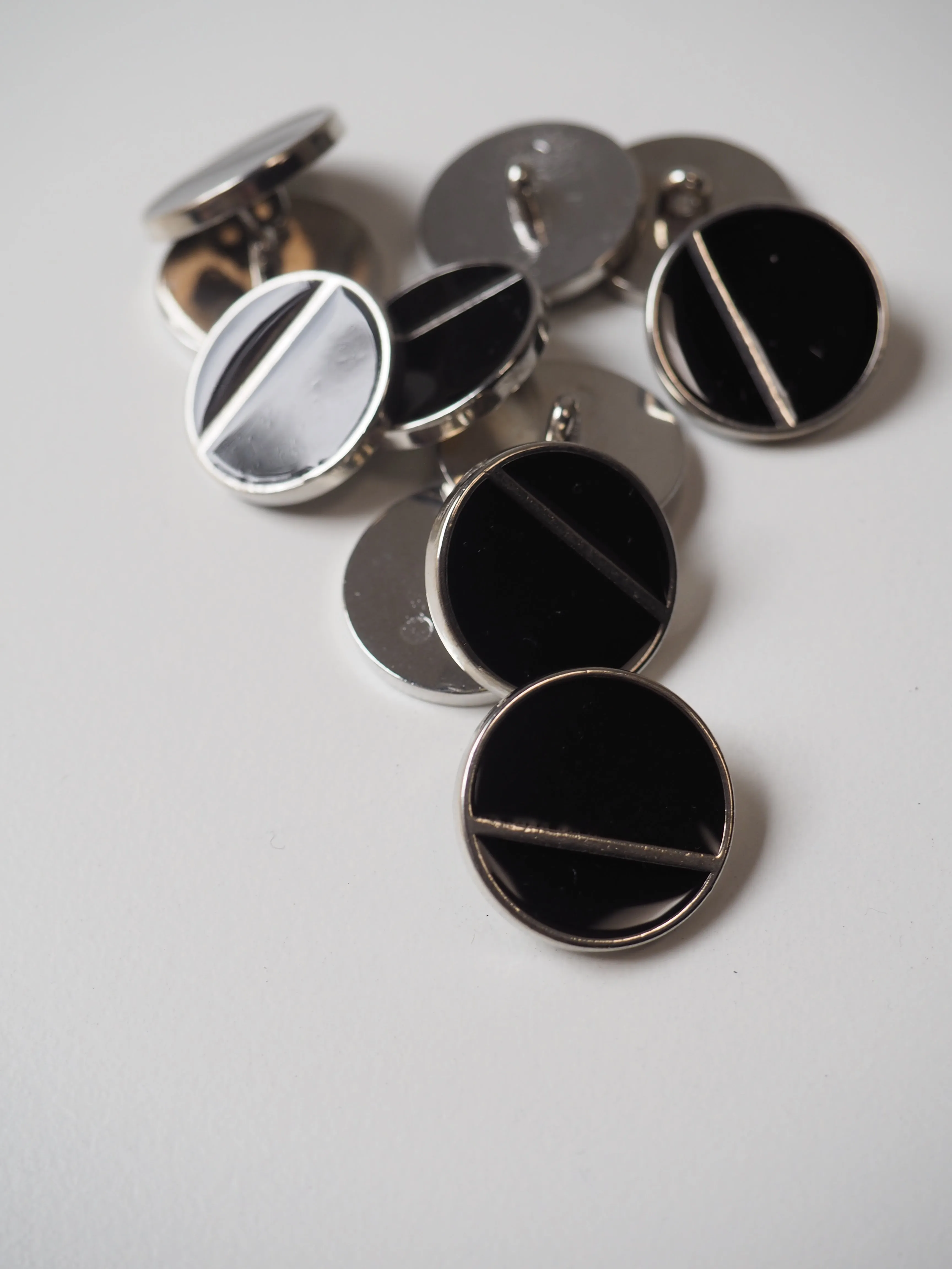 Black Enamel   Silver Metal Shank Button 20mm