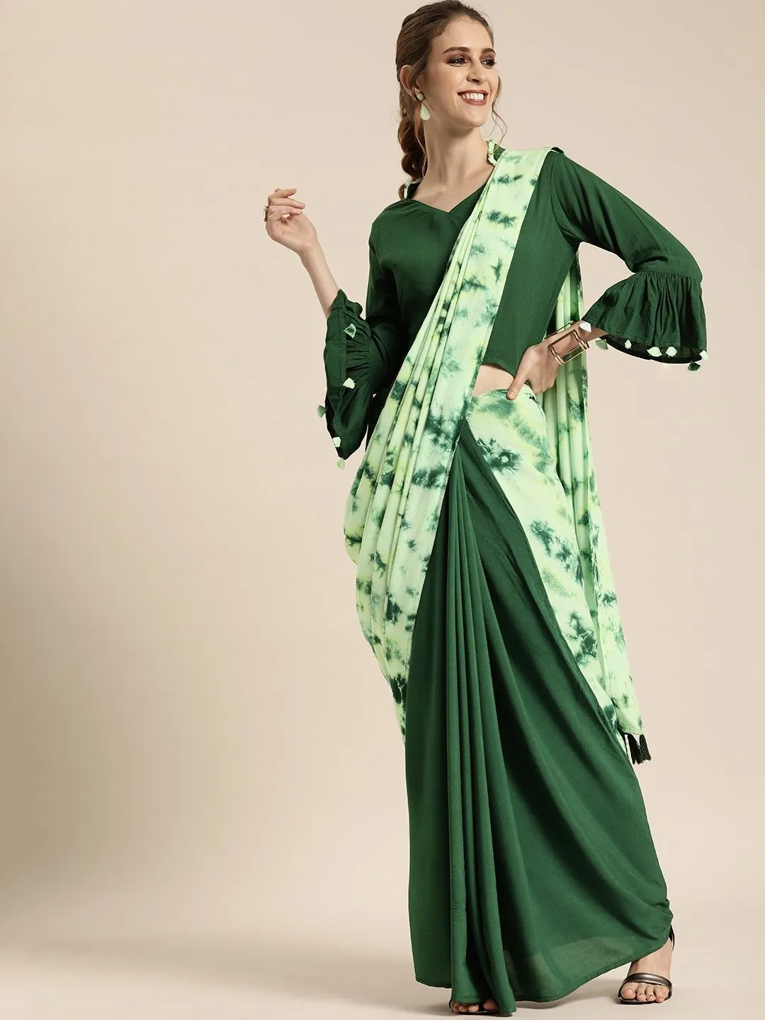 Green Dyed Pure Cotton Saree With Semi-Stitched Blouse