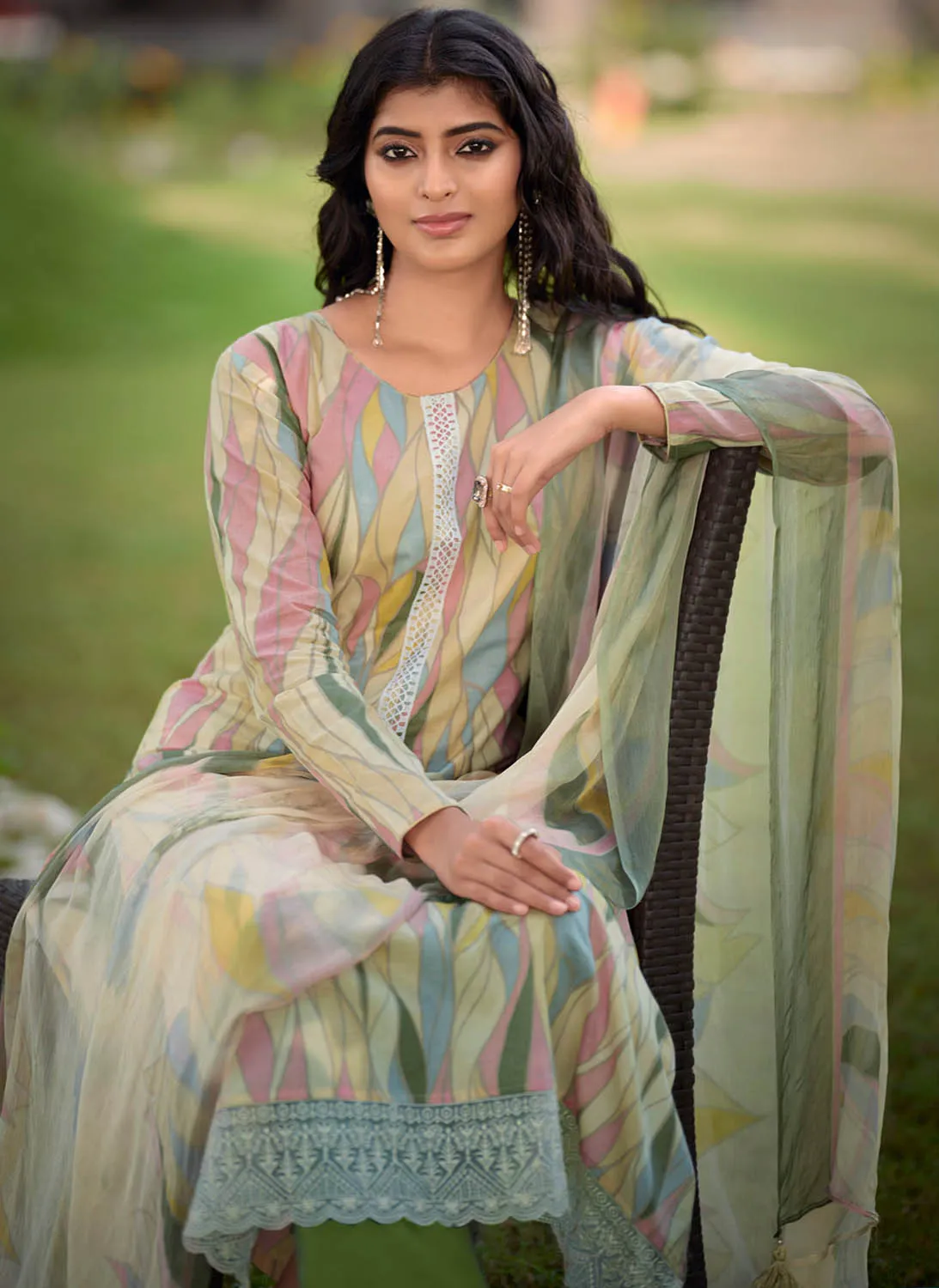 Kilory Unstitched Lawn Cotton Suit Material with Chiffon Dupatta